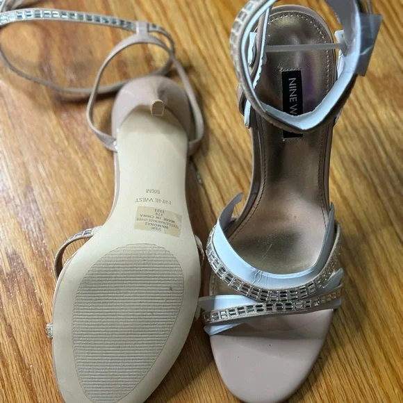 Nine West Nude Rhinestone Ankle-Strap Heels – Elegant Dress Pumps ✨ - Picture 2 of 6